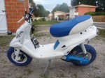 MBK Spirit avec pneus bleus