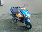 Yamaha Nitro Aerox bleu et orange tuning
